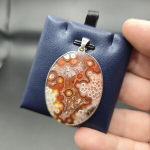 Crazy lace Agate from Mexico pendant